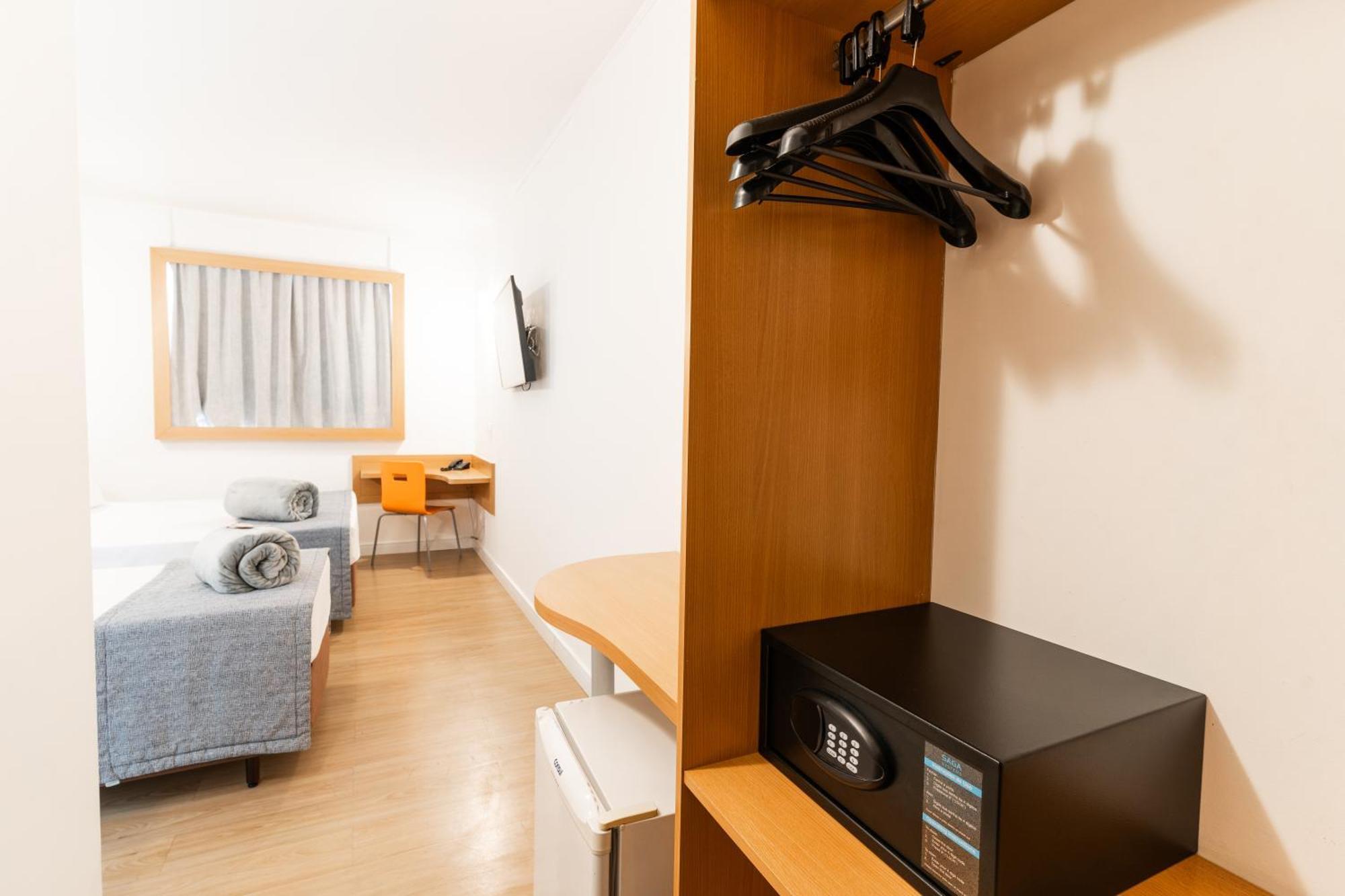 Hotel Mega Polo Сан-Пауло Номер фото